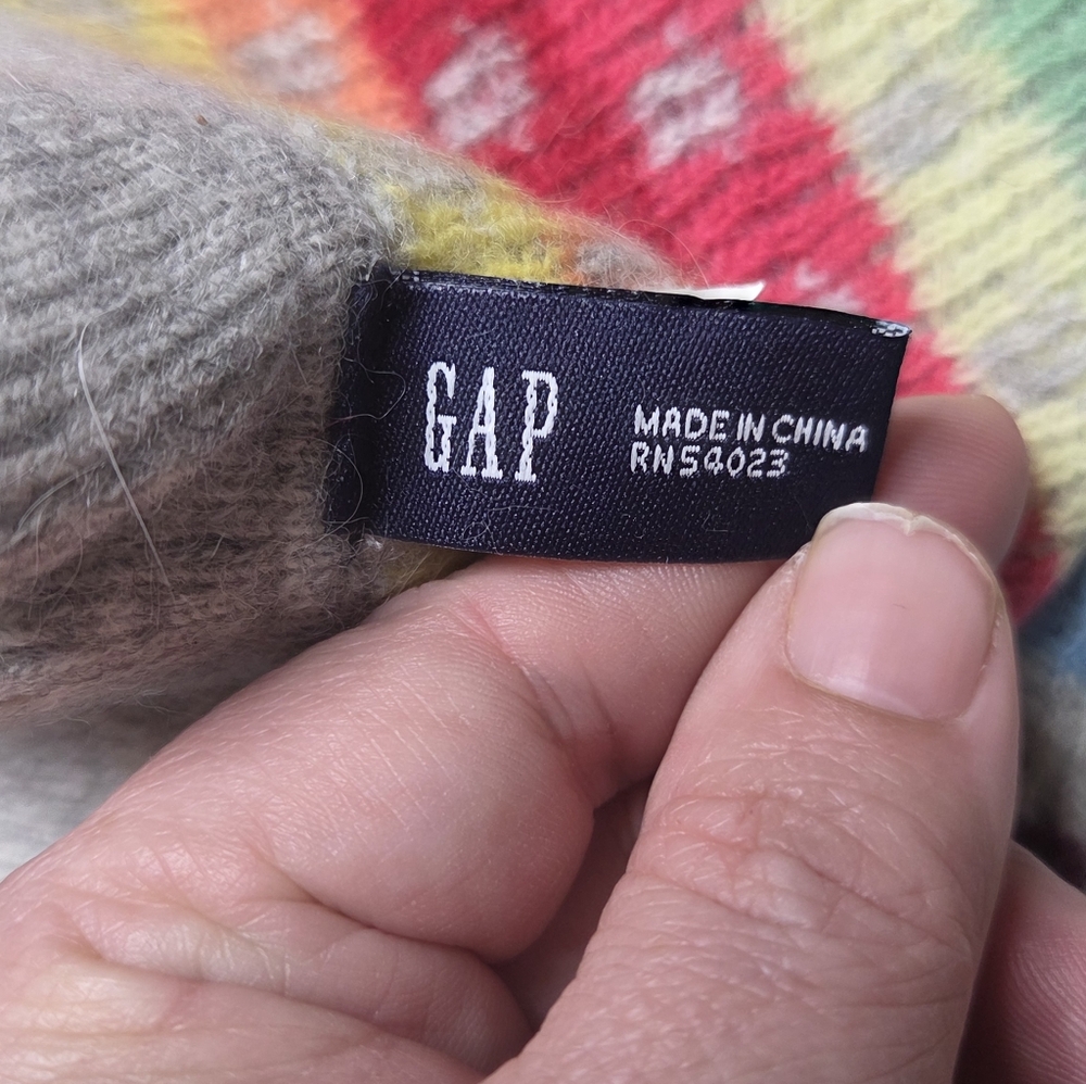 GAP Lambswool Blend Multi-Color Star Fair Isle Scarf - Picture 5 of 5